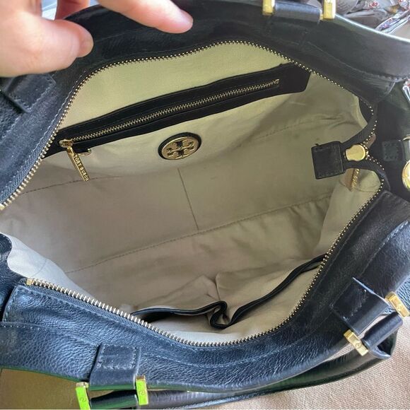 Tory Burch Black Holland Satchel Handbag Leather preowned - Picture 12 of 13